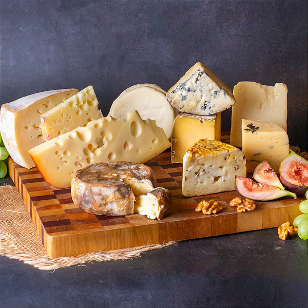Menu Degutação 10 Queijos + Diferentões de 2025 - 1,200kg total de queijo