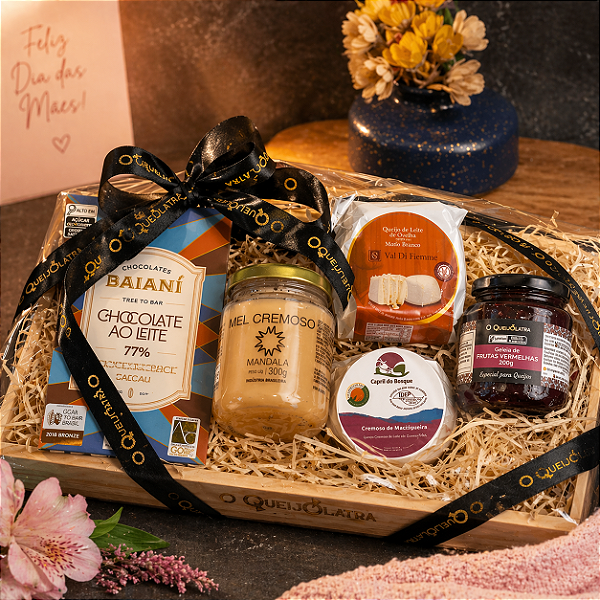 Cesta de Presente Especial Mãe Essência - 2 queijos cremosos + mel cremoso + chocolate + geléia