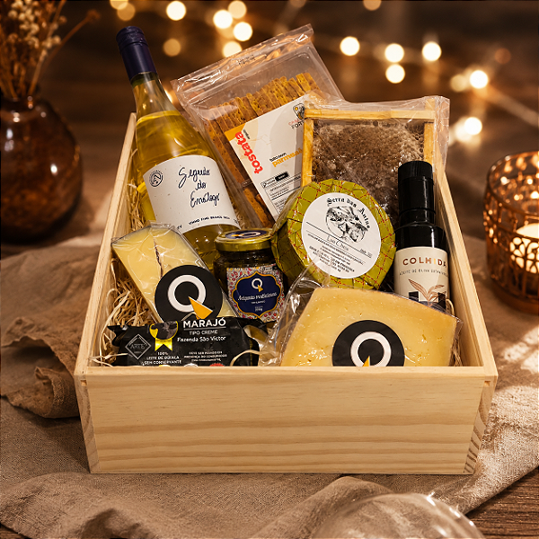 Maleta Noite Perfeita — Presente Dia dos Namorados com Queijos, Vinho, Azeite, Antepasto e Favo de Mel