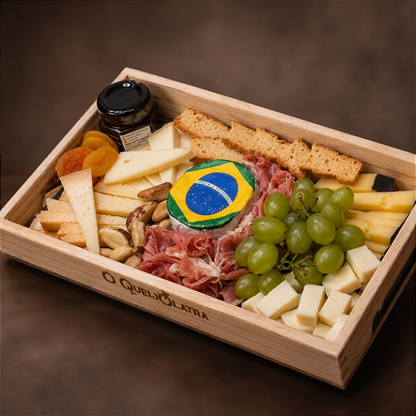 Tabua P Especial Para Jogos do Brasil com 5 Queijos Artesanais + Charcutaria + Geleia + Melado + Uva + Castanhas + Damasco (serve de 2 a 4 pessoas como entrada)