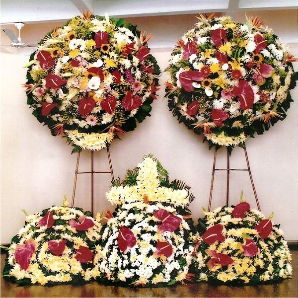 Sala Funebre de Velório Grande Luxo Homenagem