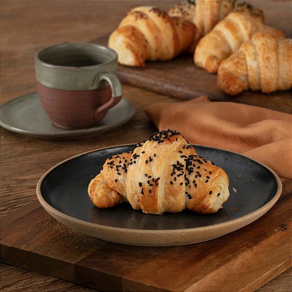 Croissant de Queijo Minas com Presunto 115g - 4 unidades