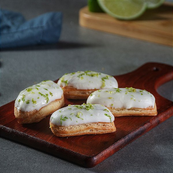 Éclair mini de limão com cobertura de chocolate branco - 4 unidades