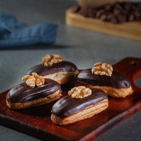 Éclair Mini de Doce de Leite com Nozes - 4 unidades