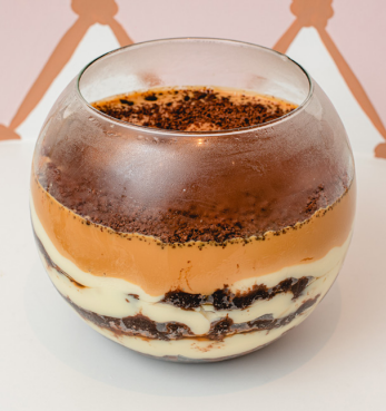 Pavê de brownie crocante