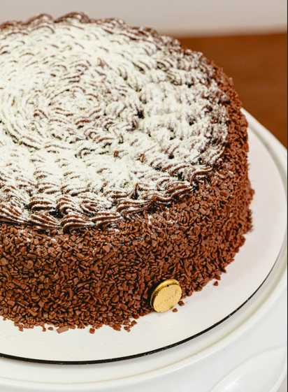 TORTA RAPH'S DE NINHO E NUTELLA