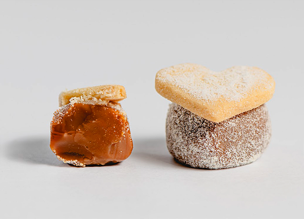 Brigadeiro de Doce de Leite com Ninho e Biscoito - 20 Unidades