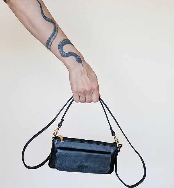 BOLSA CLUTCH EM COURO PRETA