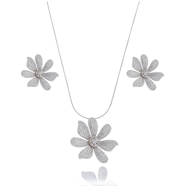 Conjunto flor cravejado