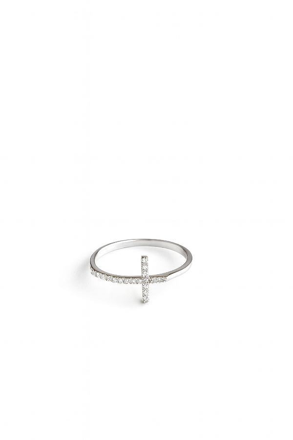 Anel cruz cravejada em zircônia cristal transparente prata 925 (prata de lei)