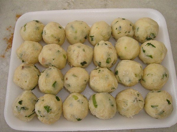 BOLINHO DE BACALHAU - pacote 0,300KG