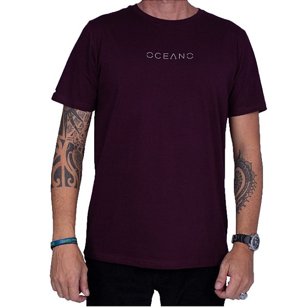 Camiseta Oceano Tipograph - Vinho