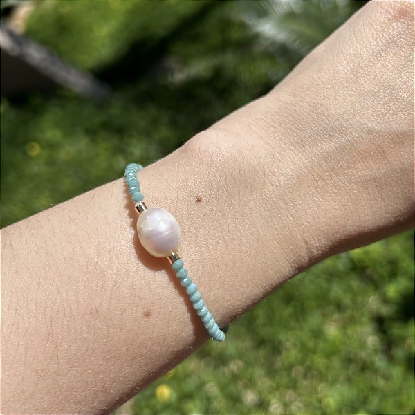 Pulseira silicone cristais turquesa e pérola arroz