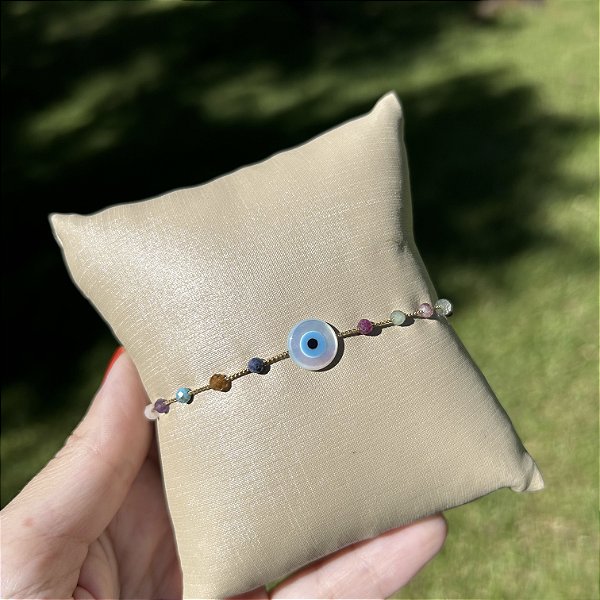 Pulseira mix pedras coloridas e olho grego
