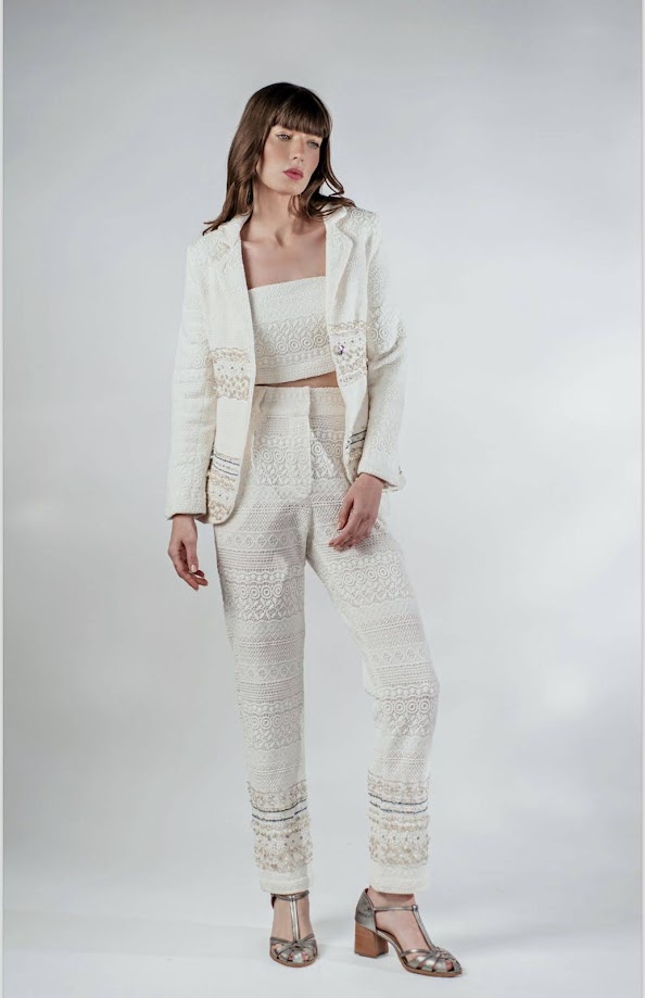 Conjunto Blazer Bordado Três Peças Amitee