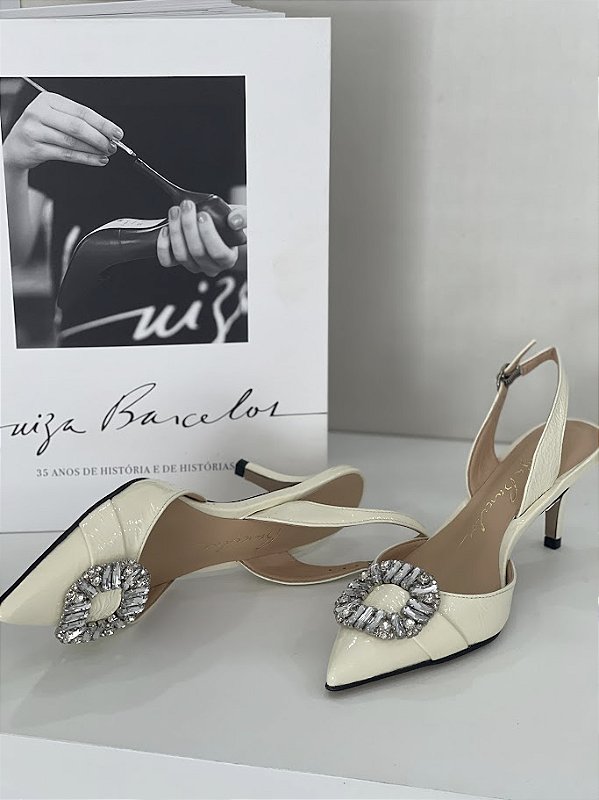 Scarpin de Salto Médio em Verniz com Cristais Luiza Barcelos