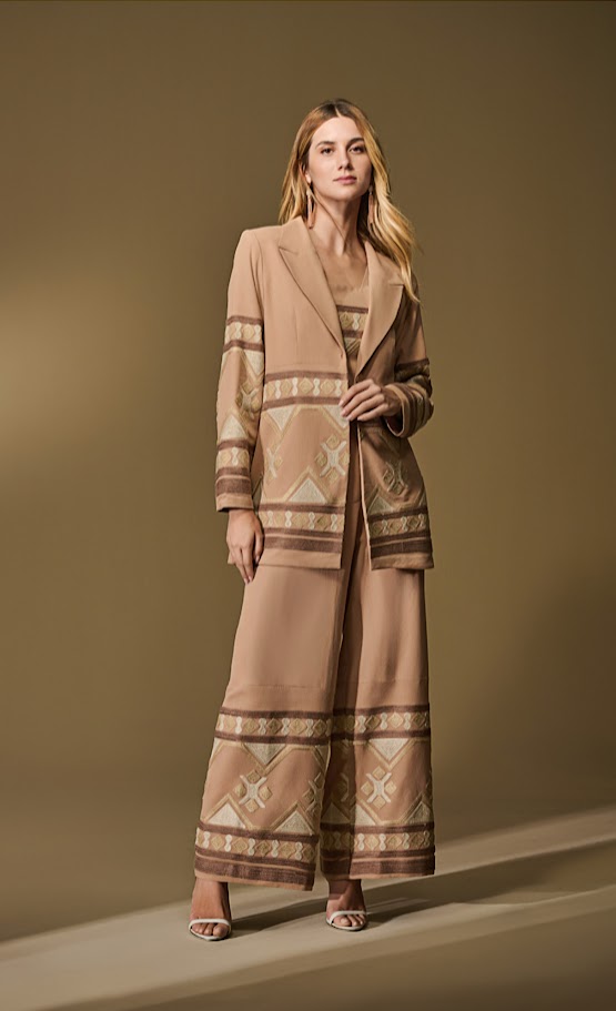 Calça Pantalona Feminina Bordada Cleo Oficial