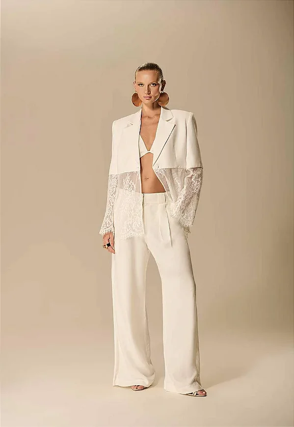 Calça Alfaiataria Reta Com Prega Caos Moda