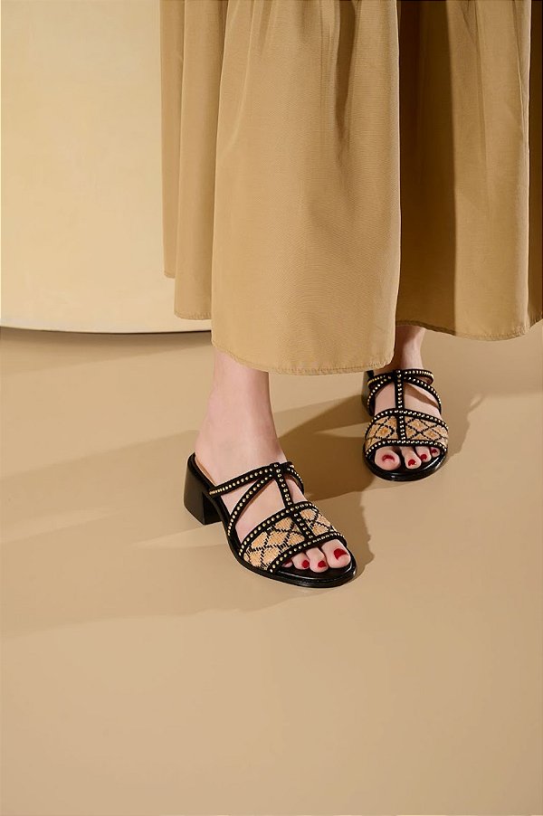 Mule Salto Bloco Tira com Ráfia e Aplicação de Tachas Luiza Barcelos