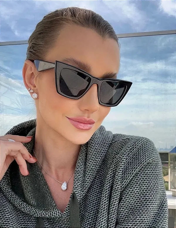 Óculos de Sol Bilieve Grande Preto AcBrasil