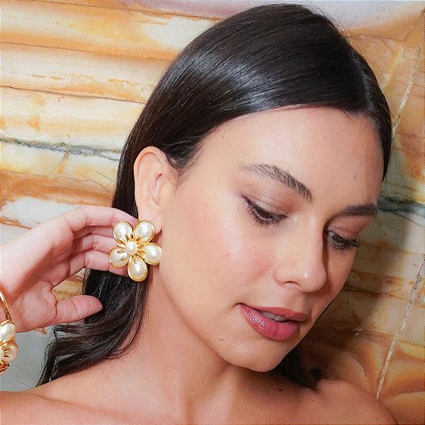 Brinco Flor Pérola Rosana Bernardes
