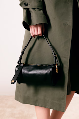 Bolsa Baguete Couro Preto Pequena Luiza Barcelos