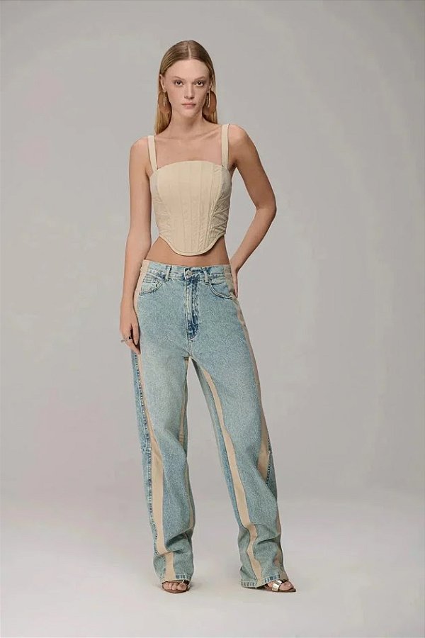 Calça Jeans Reta com Recorte Estilo Sport com Lista Nylon Caos Moda