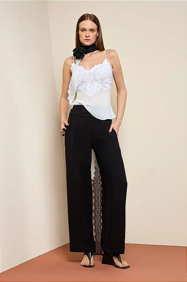 Blusa Regata Renda Thamara Capelão