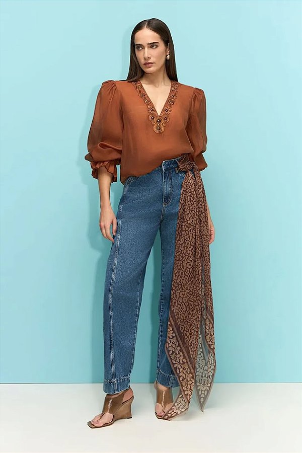 Calça Jeans com Detalhe de Lenço Thamara Capelão