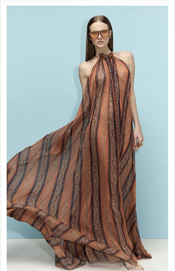Vestido Longo Godê em Tecido Fluido Estampa Étnica Thamara Capelão