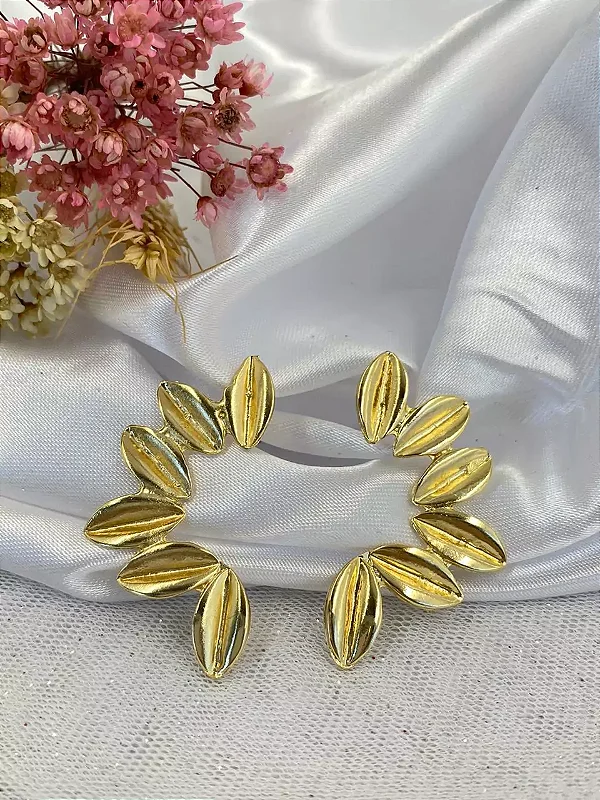 Brinco Folheado Folhas