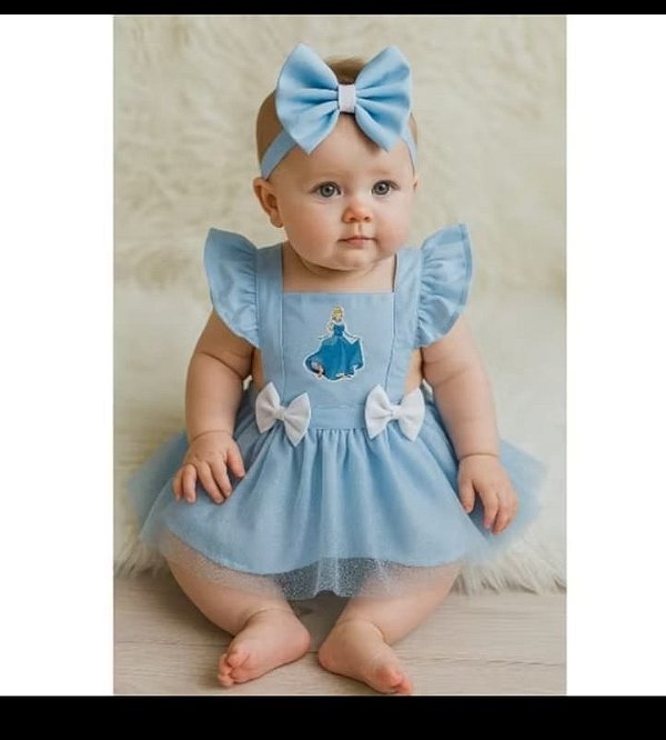 Jardineira Cinderela com Tule+Laço