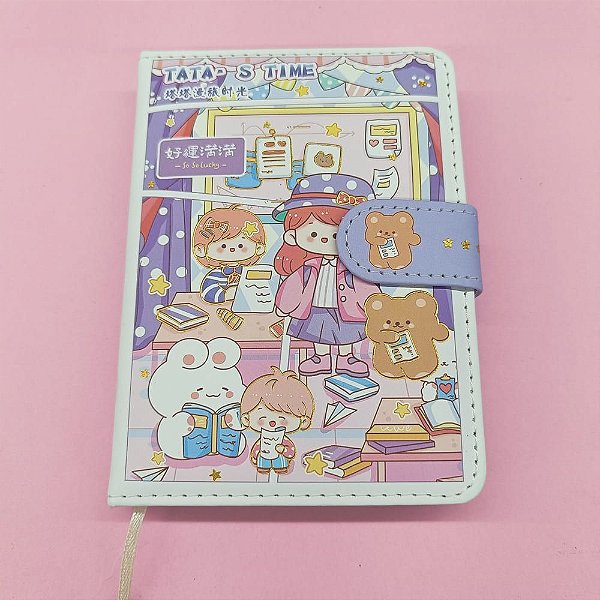 Caderno Brochura com Folhas Ilustradas e Fecho Magnetico Tata-s Time Roxo