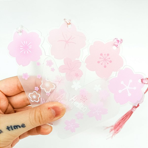 Marca Páginas de Plástico com Cordinha Sakura