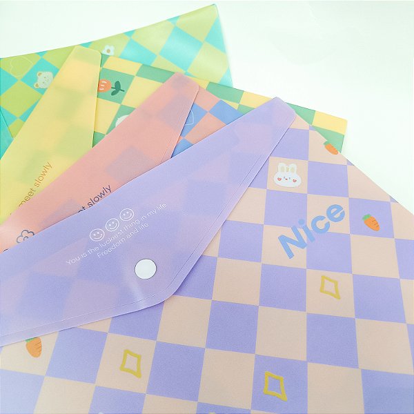 Pasta com Botão A4 Xadrez