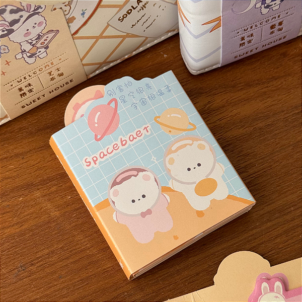 Cartela de Blocos Auto Adesivos 6 Partes 9 Blocos Space Bear