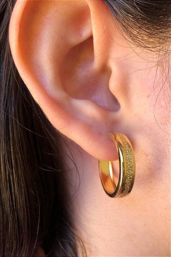 Brinco Argola Trabalhada Banhado em Ouro 18k (BR0188)