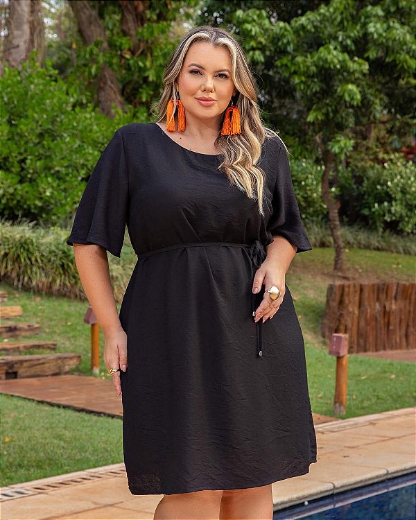 Vestido Curto Liso Plus Size