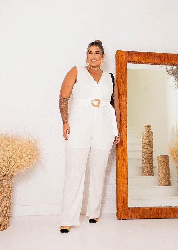 Macacão Linho Ombro Franzido Plus Size