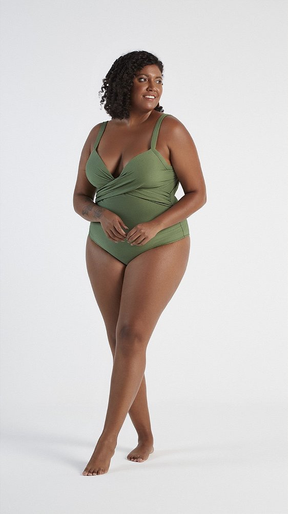 Maiô Busto Anatómico Traspassada Estampado Plus Size