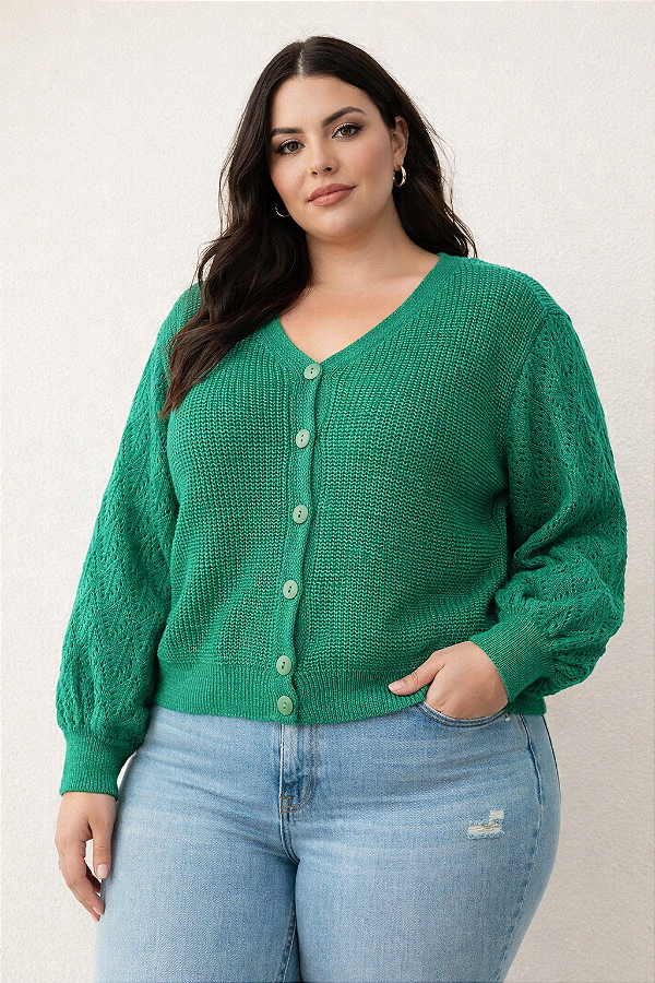 Casaco Liso com Vista e Botão Frontal Plus Size