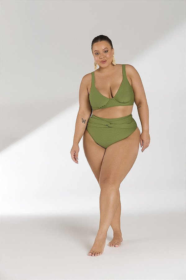 Calcinha Tanga Com Transpasse Frente Plus Size