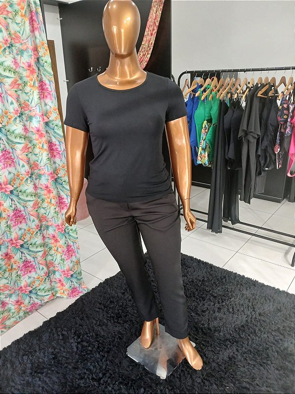 Blusa Basica de Viscose Manga Curta Plus Size
