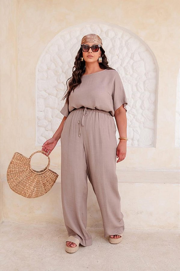 Calça Reta Elástico Com Textura Plus Size