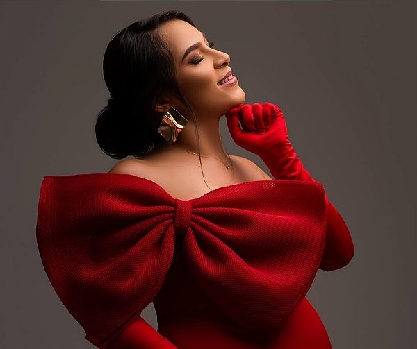 VESTIDO + LAÇO+ PAR DE LUVAS