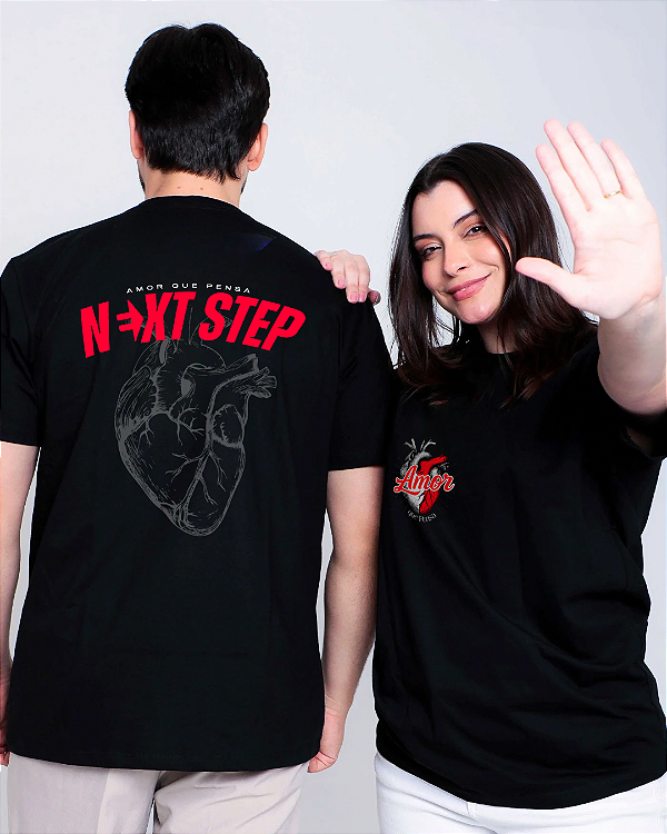 Camiseta Amor que pensa preta