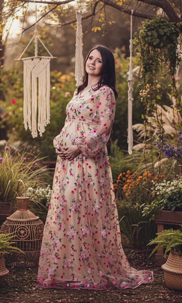 Vestido para ensaio de Gestante floral em renda bordada