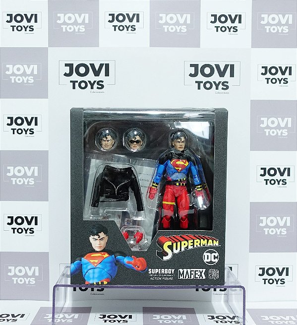 SuperBoy Mafex Nº 232