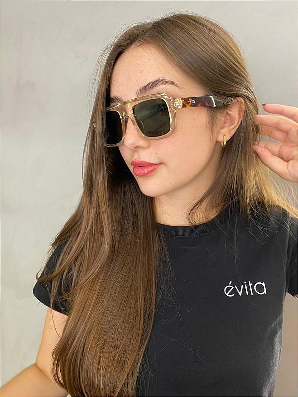 ÓCULOS LUA - LENTE VERDE ESCURA ARMAÇÃO TRANSPARENTE