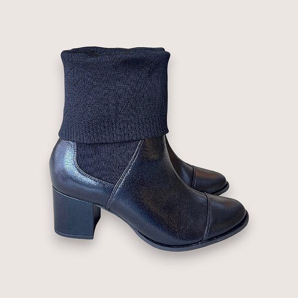 BOTA NAOMI